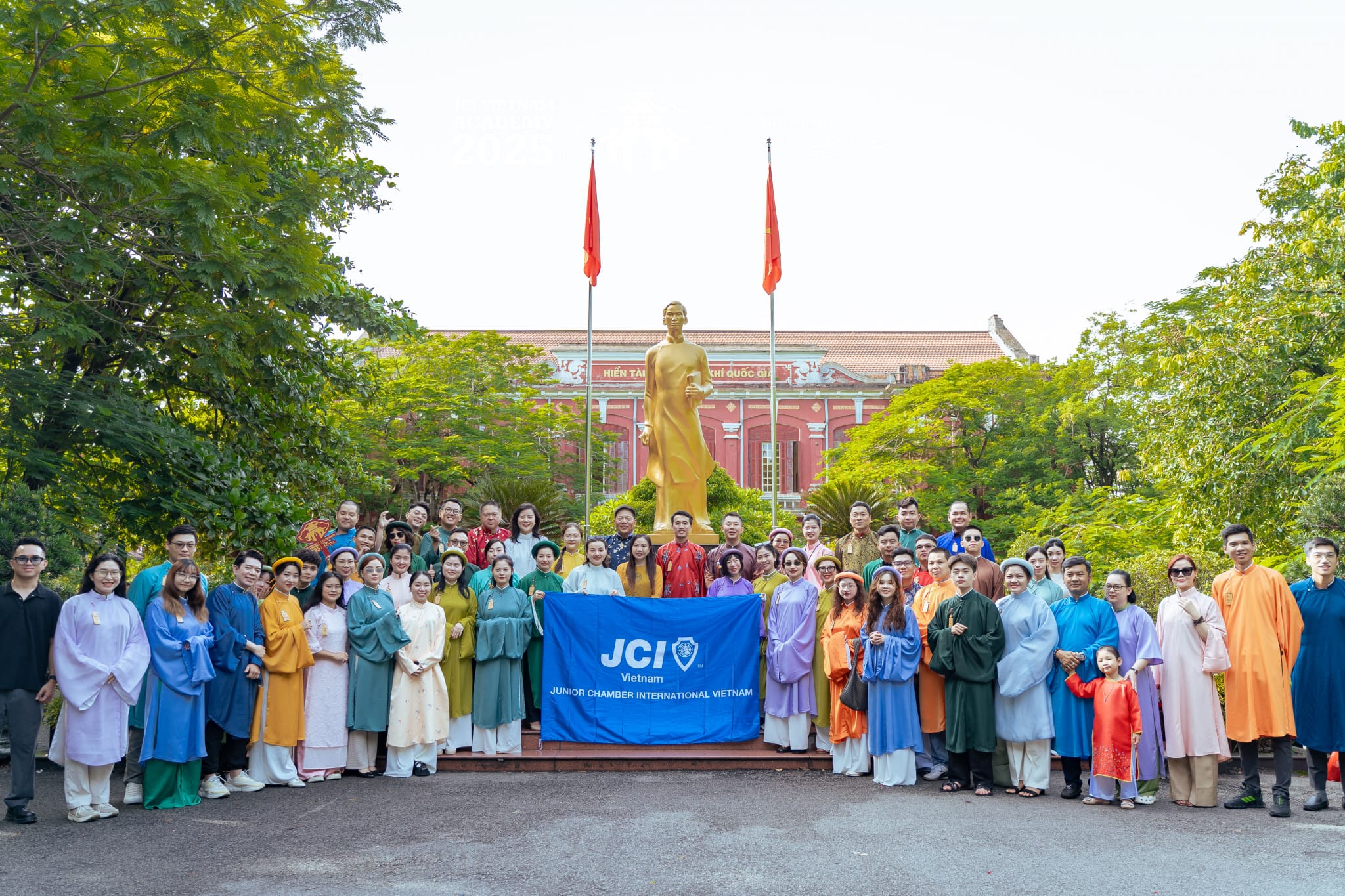 anh-bia-jcivietnam-academy-2025